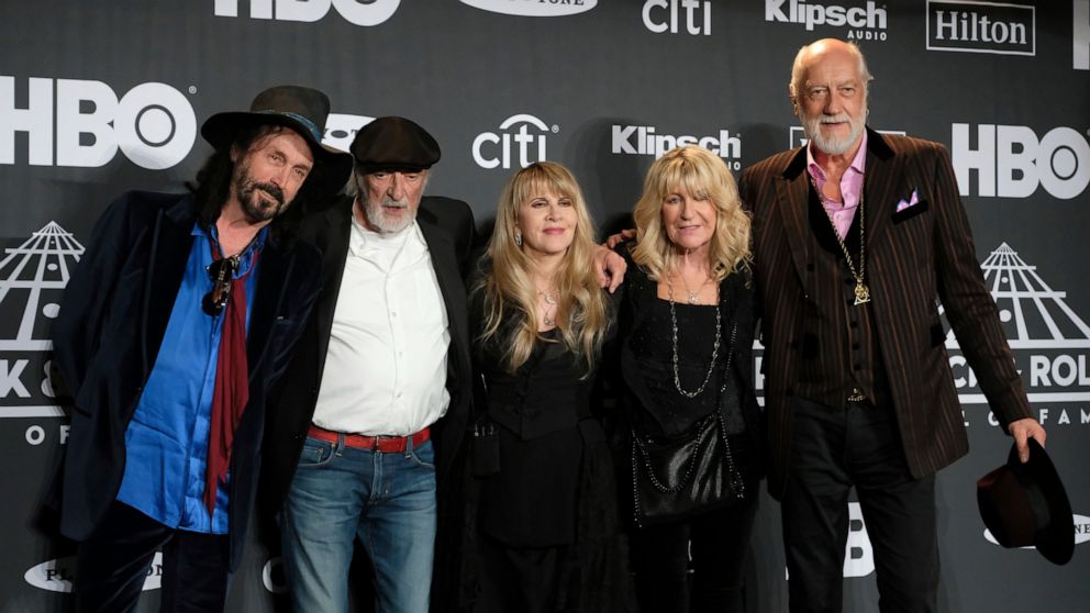 all tour dates for fleetwood mac 2018